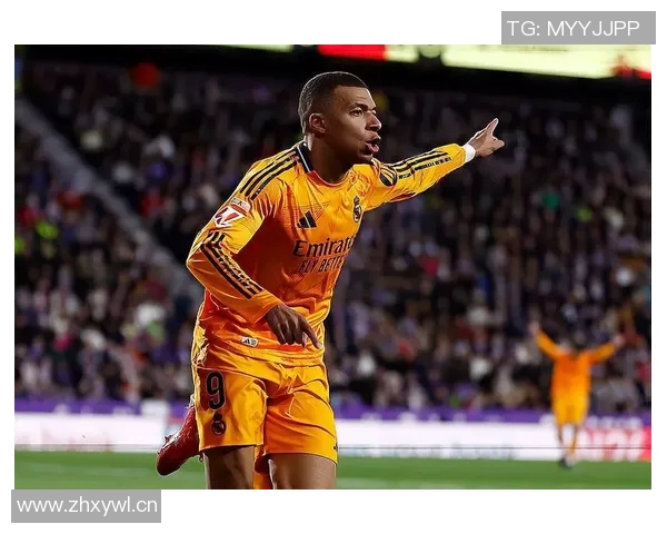 姆巴佩上演帽子戏法荣膺欧冠最佳球员官方宣布他表现出色 姆巴佩上演帽子戏法荣膺欧冠最佳球员官方宣布他表现出色