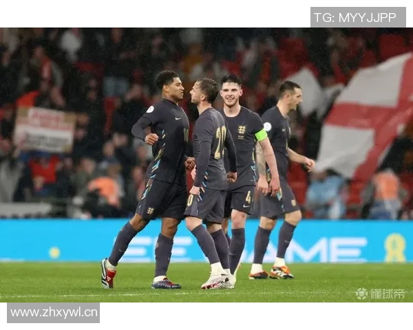 贝林厄姆父母看球无交流引猜测父亲疑似有外遇导致婚姻危机