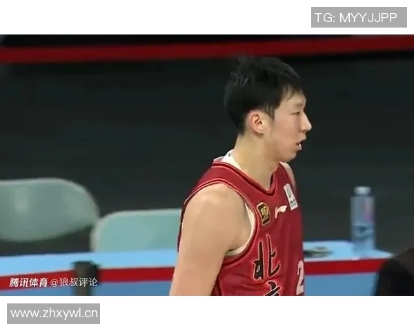 媒体人分析周琦低位威胁性建议教练组调整战术以充分发挥其优势