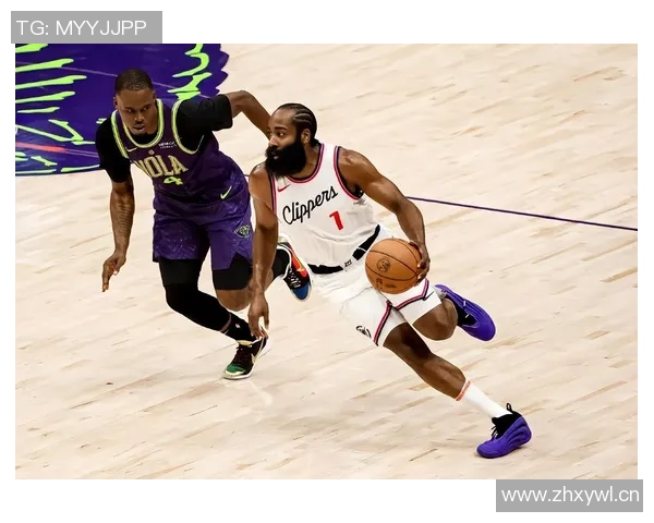 快船半场微弱领先火箭祖巴茨表现出色杜兰特状态低迷仅得7分