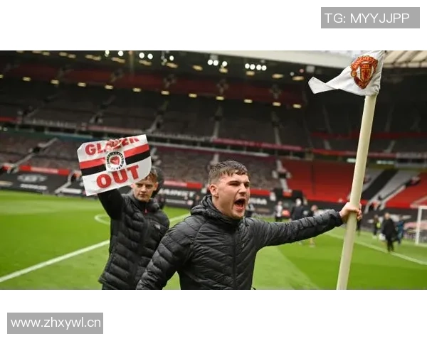 国米主席马洛塔强烈谴责球迷投掷烟雾弹袭击对方门将行为