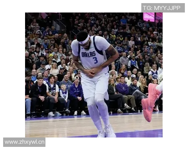 浓眉伤病困扰独行侠首秀后缺席多场拉伤和左手损伤或将影响数月表现