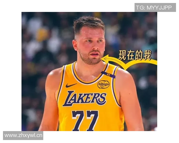 詹姆斯本赛季表现低迷球权到手立刻传给东契奇