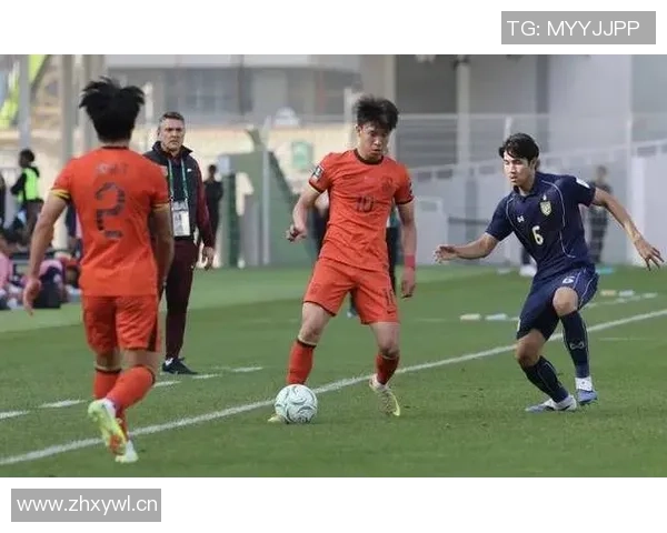 三场不败零失球展现希望黄健翔呼吁关注中国足球的复苏之路 三场不败零失球展现希望黄健翔呼吁关注中国足球的复苏之路